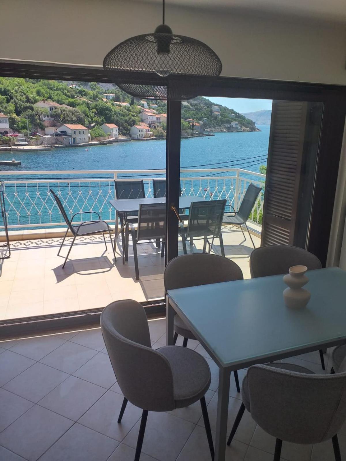 Apartmani Pulic Senj  Exteriér fotografie